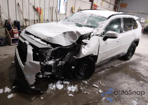 2021 Toyota Rav4 Le z USA, uszkodzony, nr VIN 2T3G1RFV8MC166384